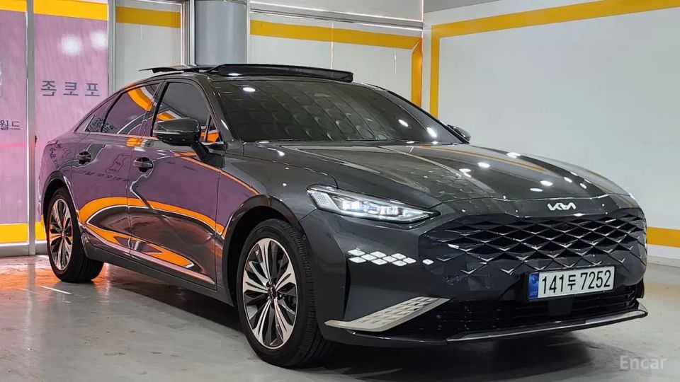 Kia K8