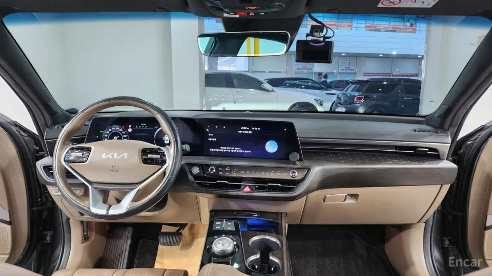 Kia K8