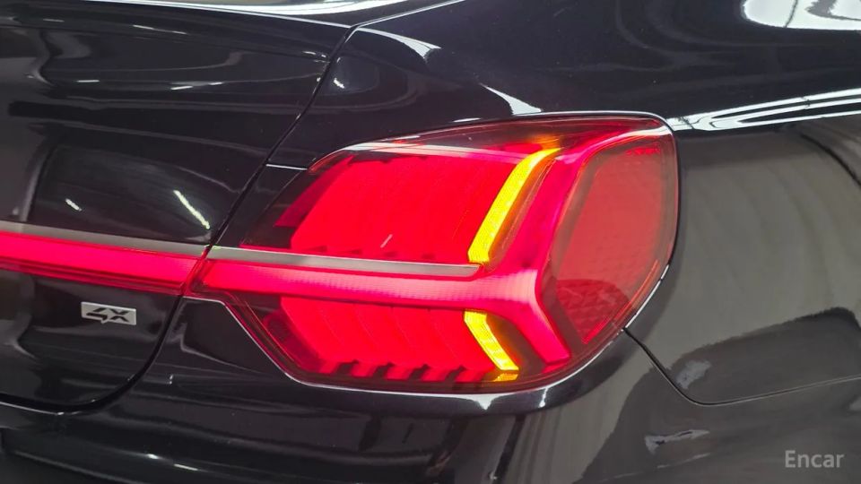 Kia K9