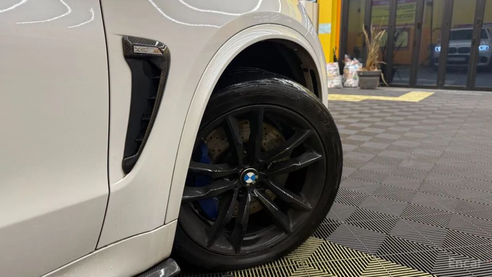 BMW X5M