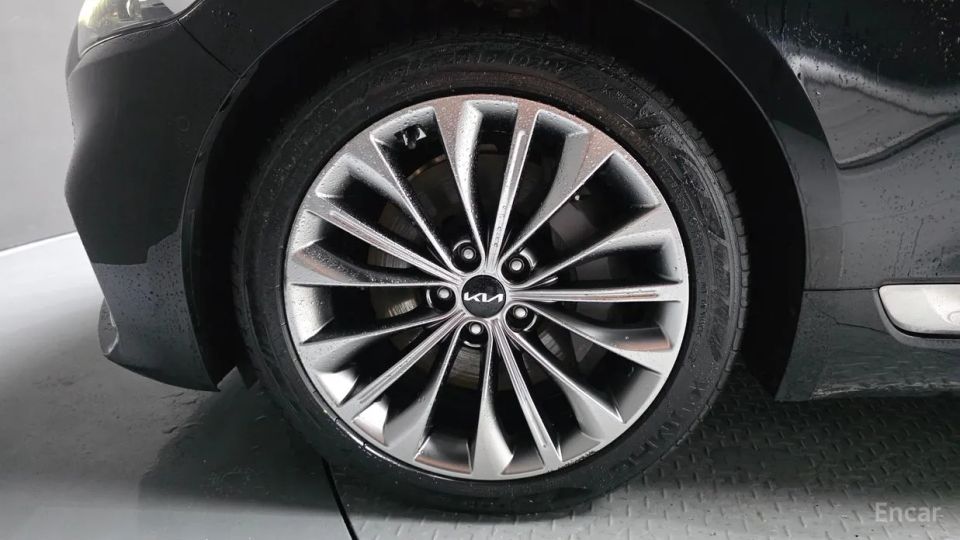 Kia K9