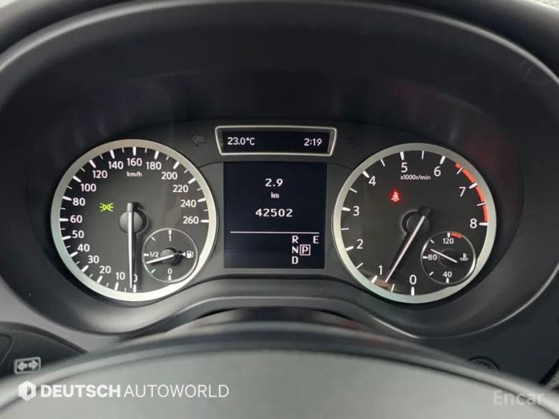 Infiniti QX30