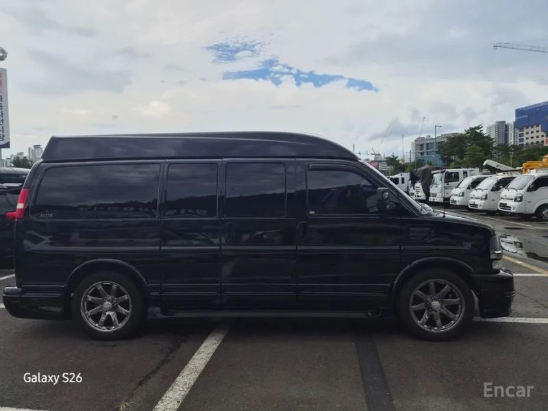Chevrolet Express Van