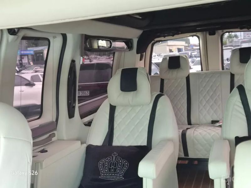 Chevrolet Express Van