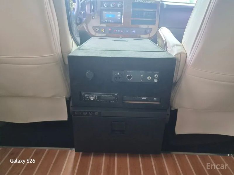 Chevrolet Express Van