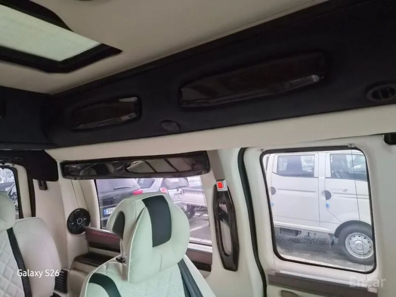 Chevrolet Express Van