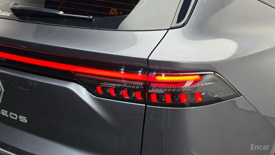Renault-KoreaSamsung Grand Koleos