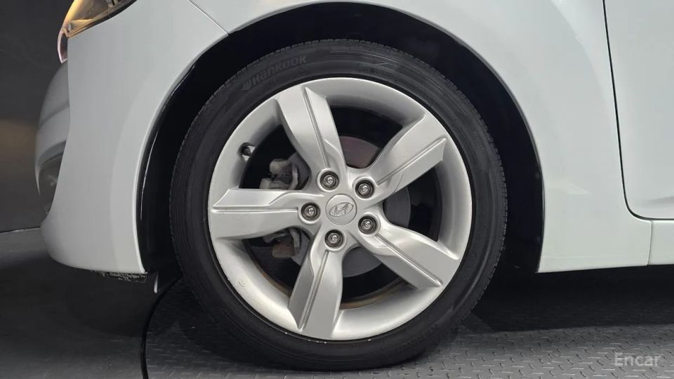 Hyundai Veloster