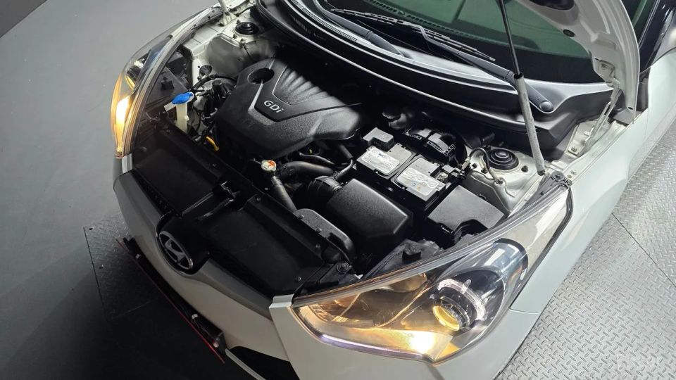 Hyundai Veloster