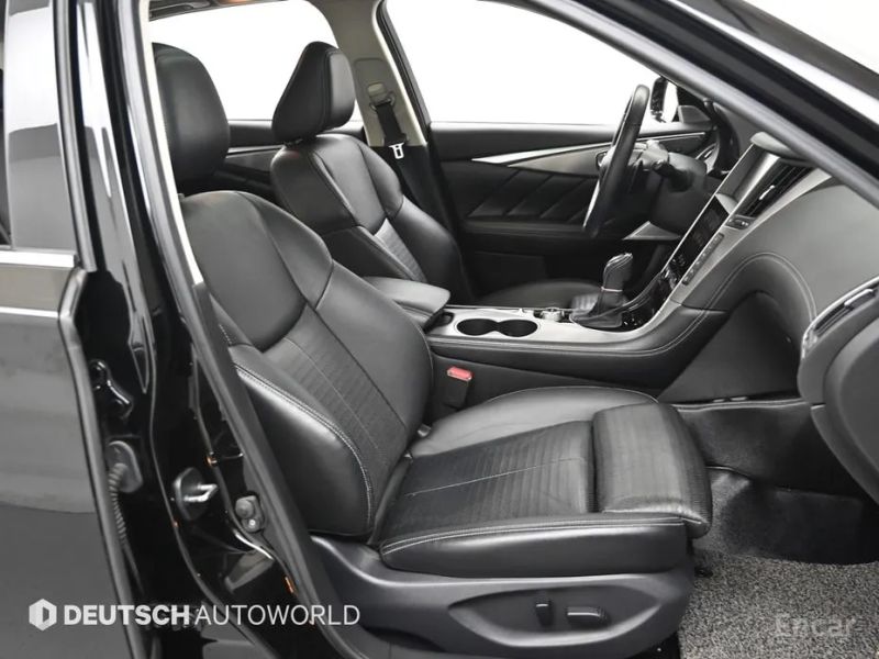 Infiniti Q50