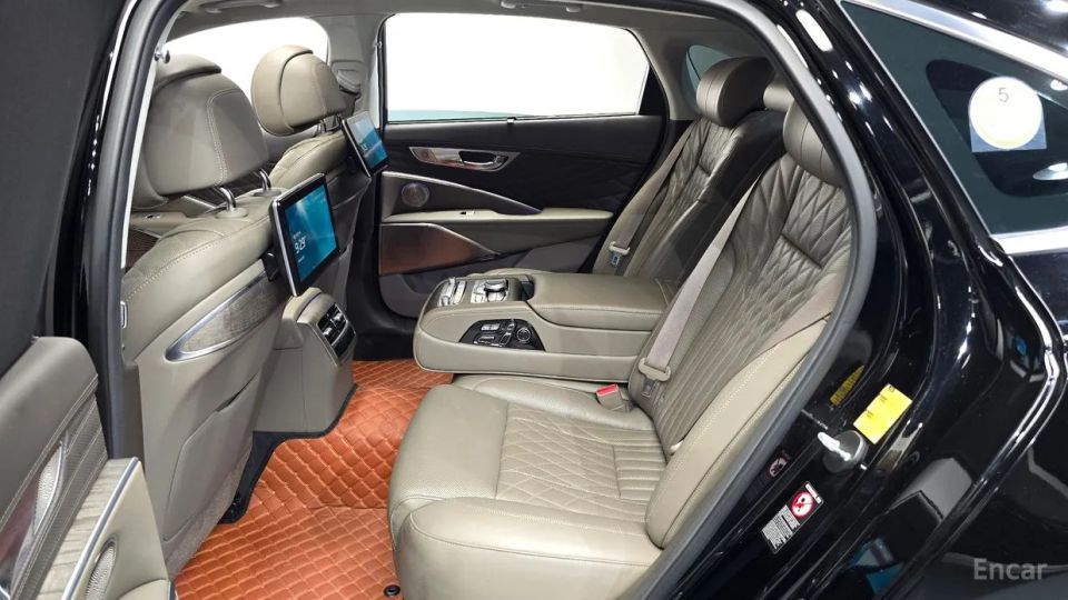 Kia K9