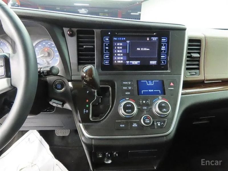 Toyota Sienna