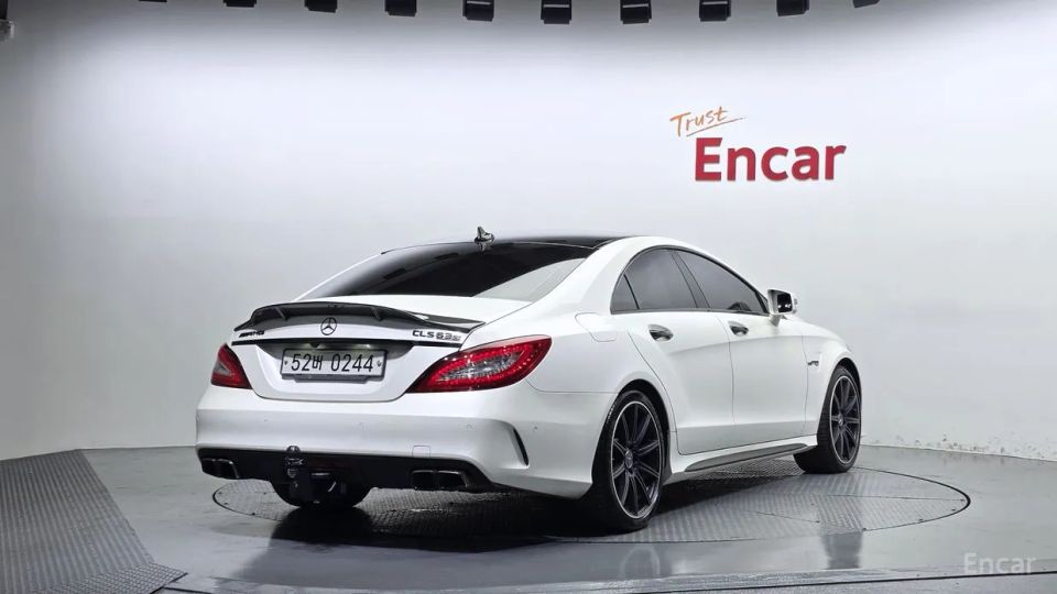Mercedes-Benz CLS-Class