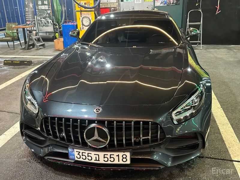 Mercedes-Benz AMG GT