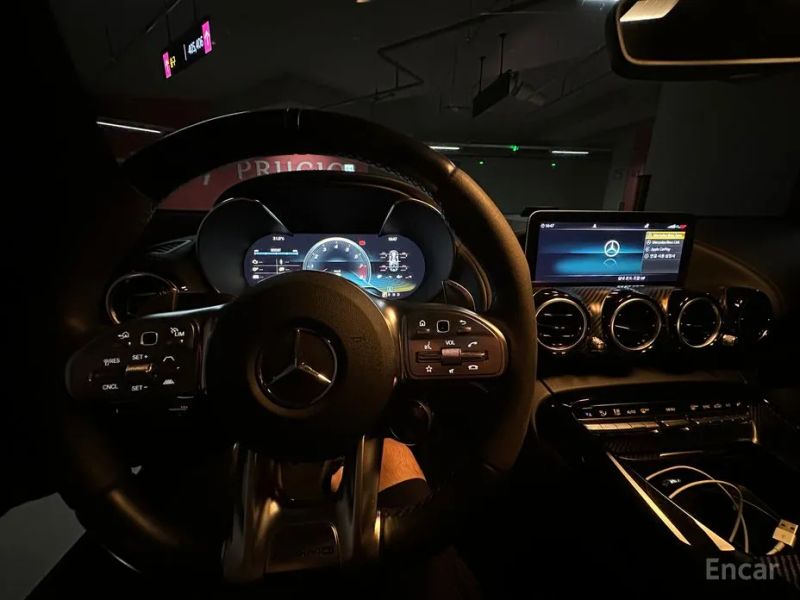 Mercedes-Benz AMG GT