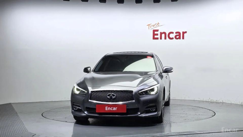 Infiniti Q50