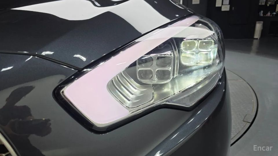 Kia K9