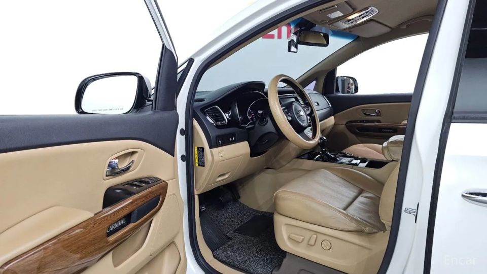Kia Canival