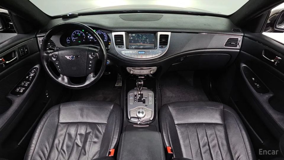 Hyundai Genesis