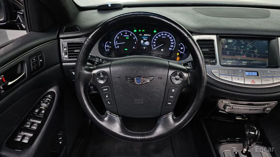 Hyundai Genesis