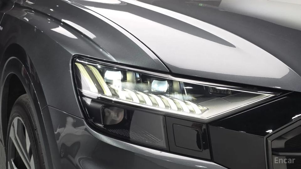 Audi Q8