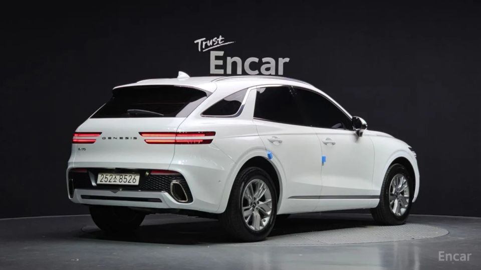 Genesis GV70