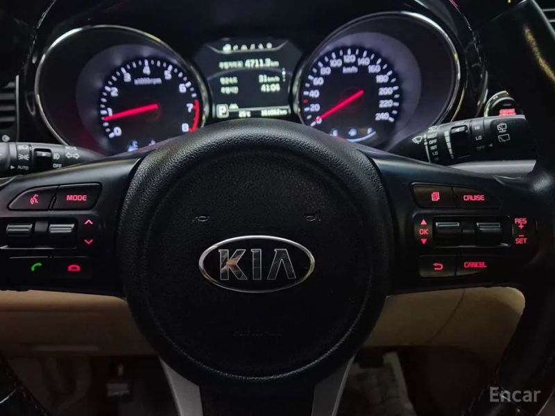 Kia Canival