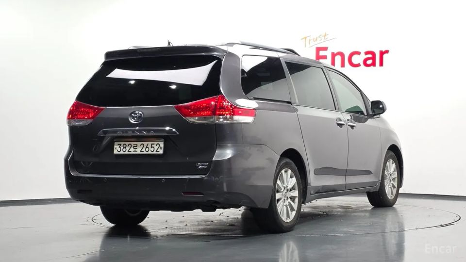 Toyota Sienna