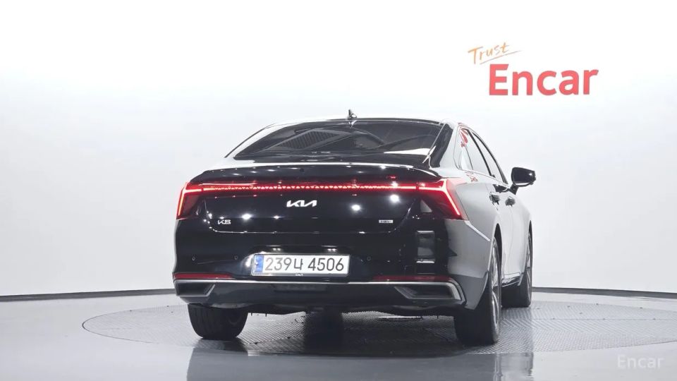 Kia K8