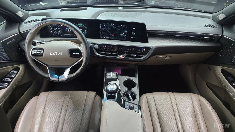 Kia K8