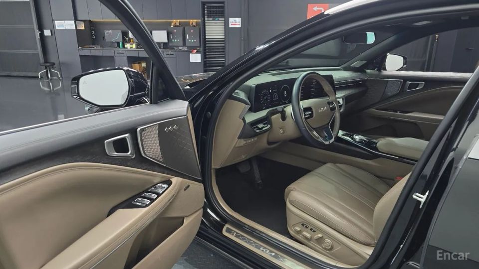 Kia K8