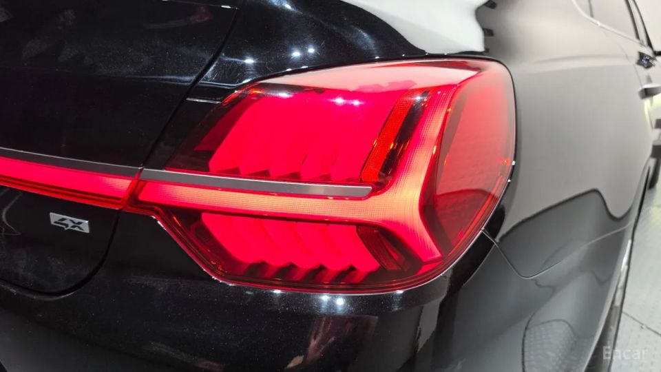 Kia K9