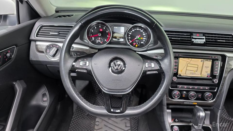 Volkswagen Passat