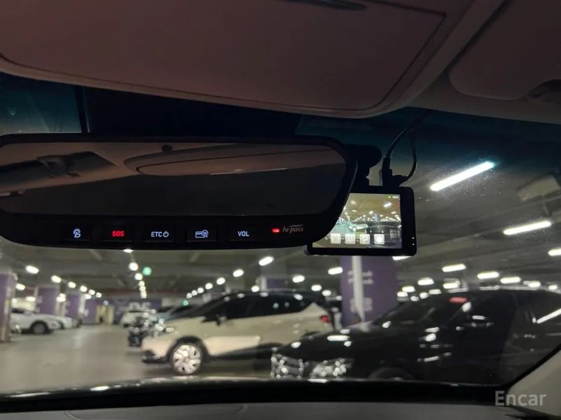 Genesis EQ900