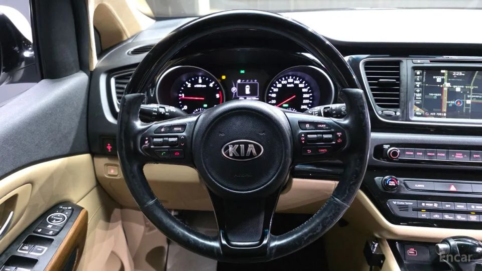 Kia Canival