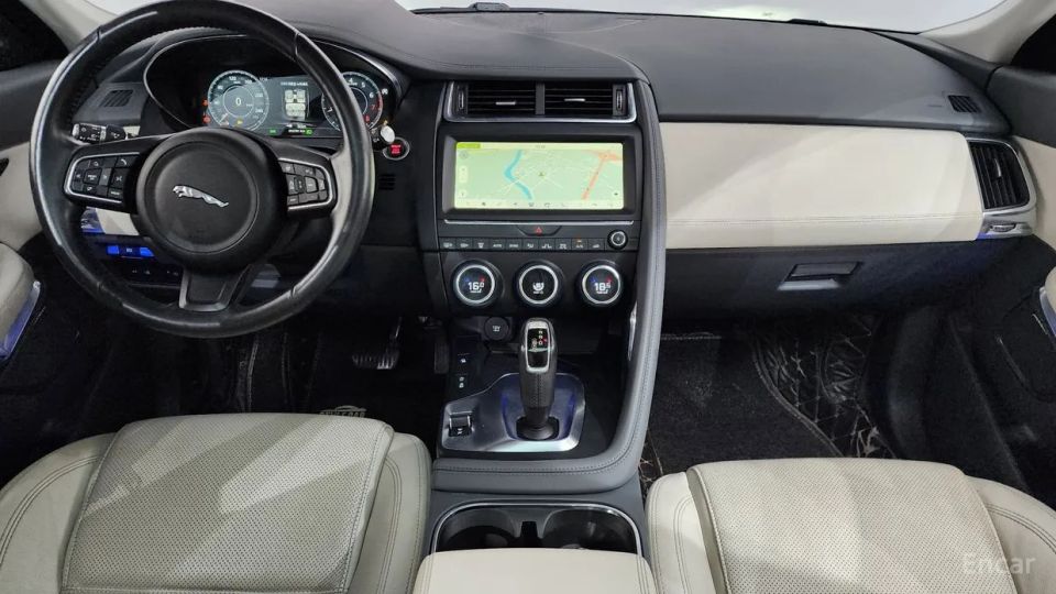 Jaguar E-PACE
