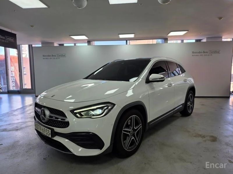 Mercedes-Benz GLA-Class