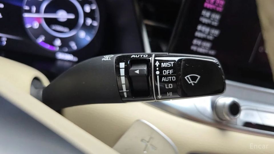 Kia K9