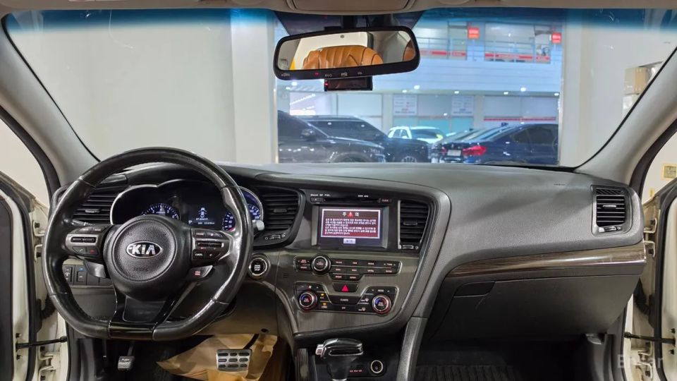 Kia K5