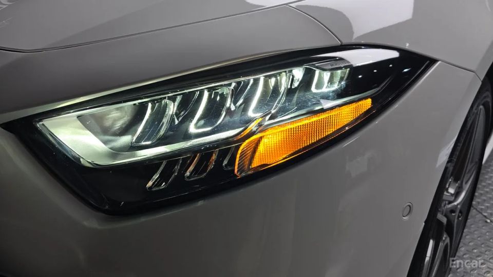 Mercedes-Benz CLS-Class