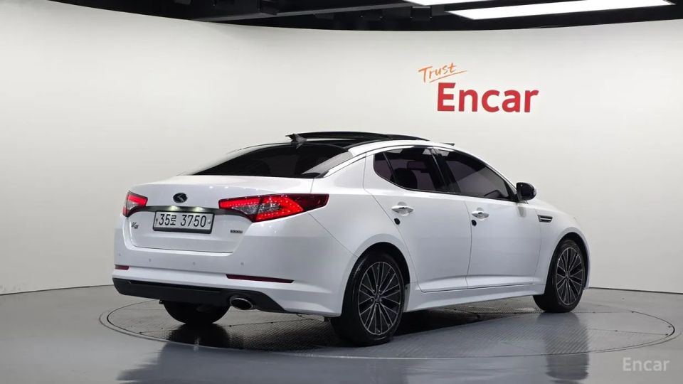 Kia K5