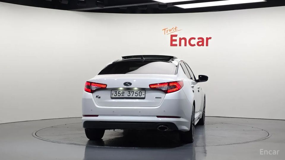 Kia K5