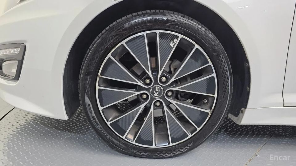 Kia K5