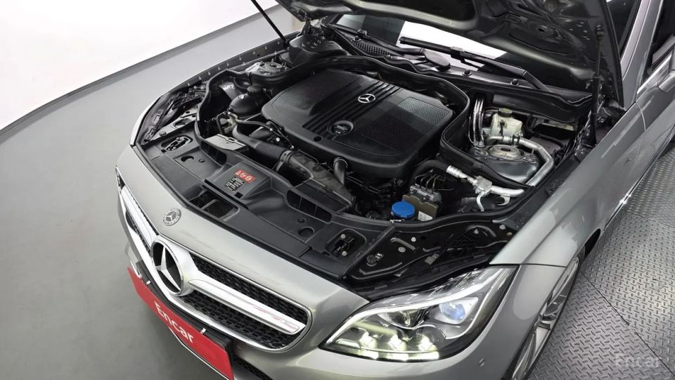 Mercedes-Benz CLS-Class