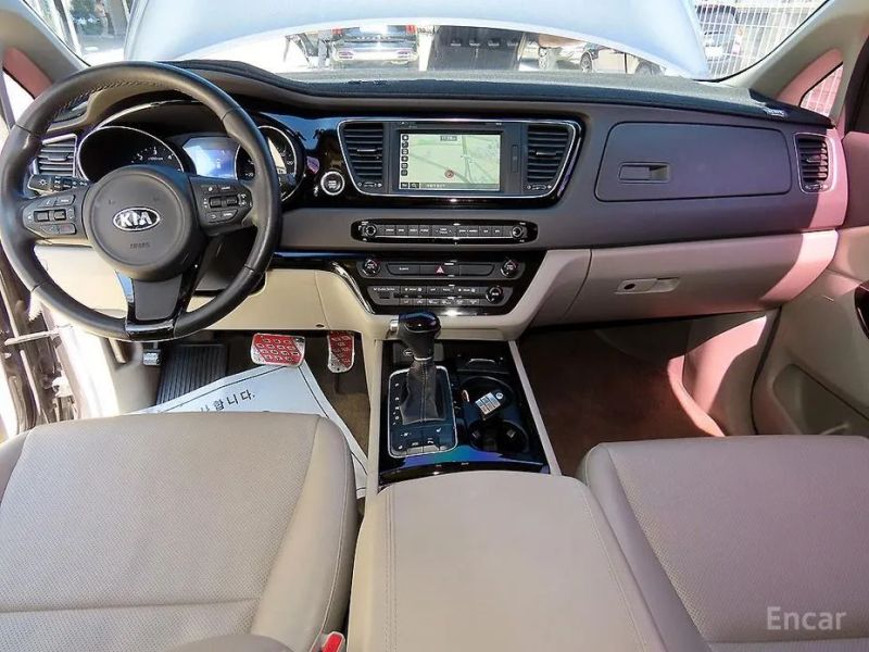 Kia Canival