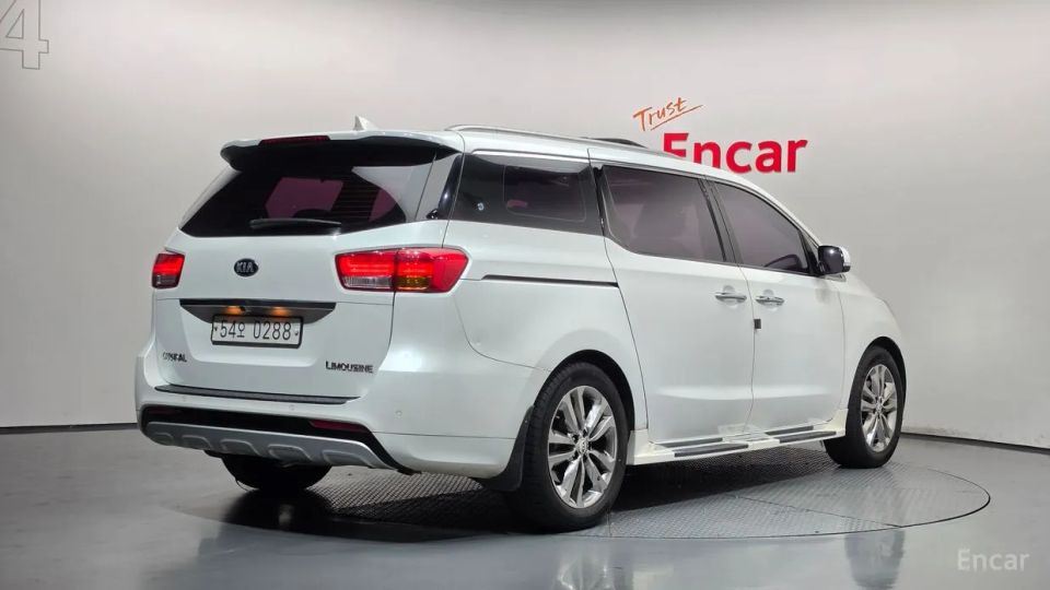 Kia Canival