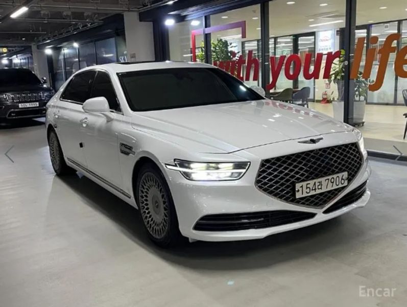 Genesis G90