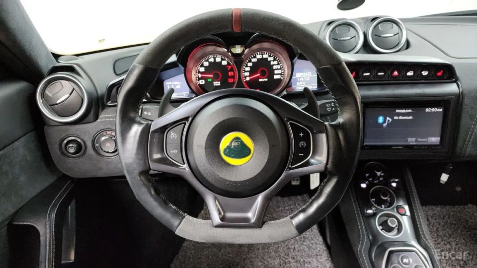 Lotus Evora