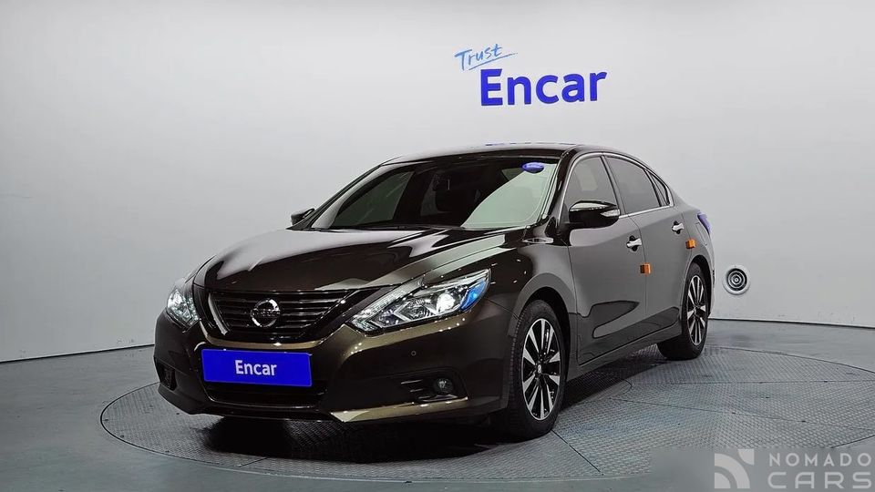 Nissan altima