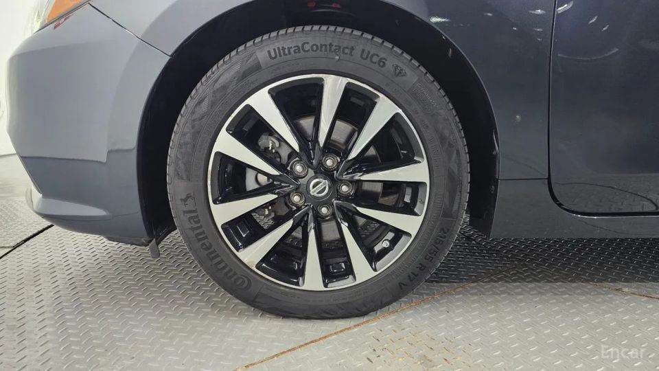 Nissan altima
